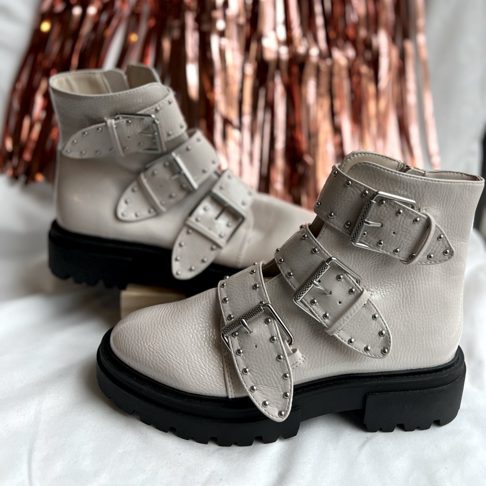 NEW! Steven by Steve Madden Alaine Boots Buckle Ivory Size 8